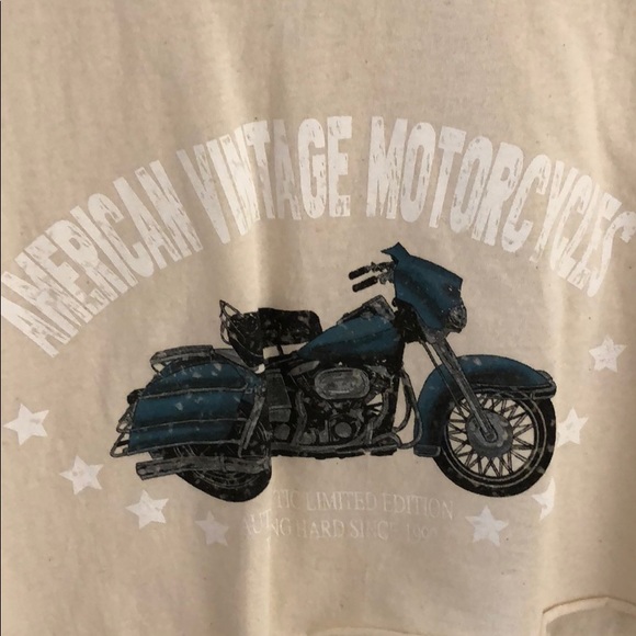 Cropped tee - Picture 2 of 2